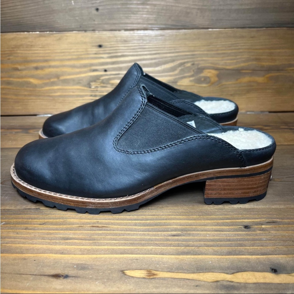 UGG Mule Leather Sheepskin Clogs - Picture 3 of 8